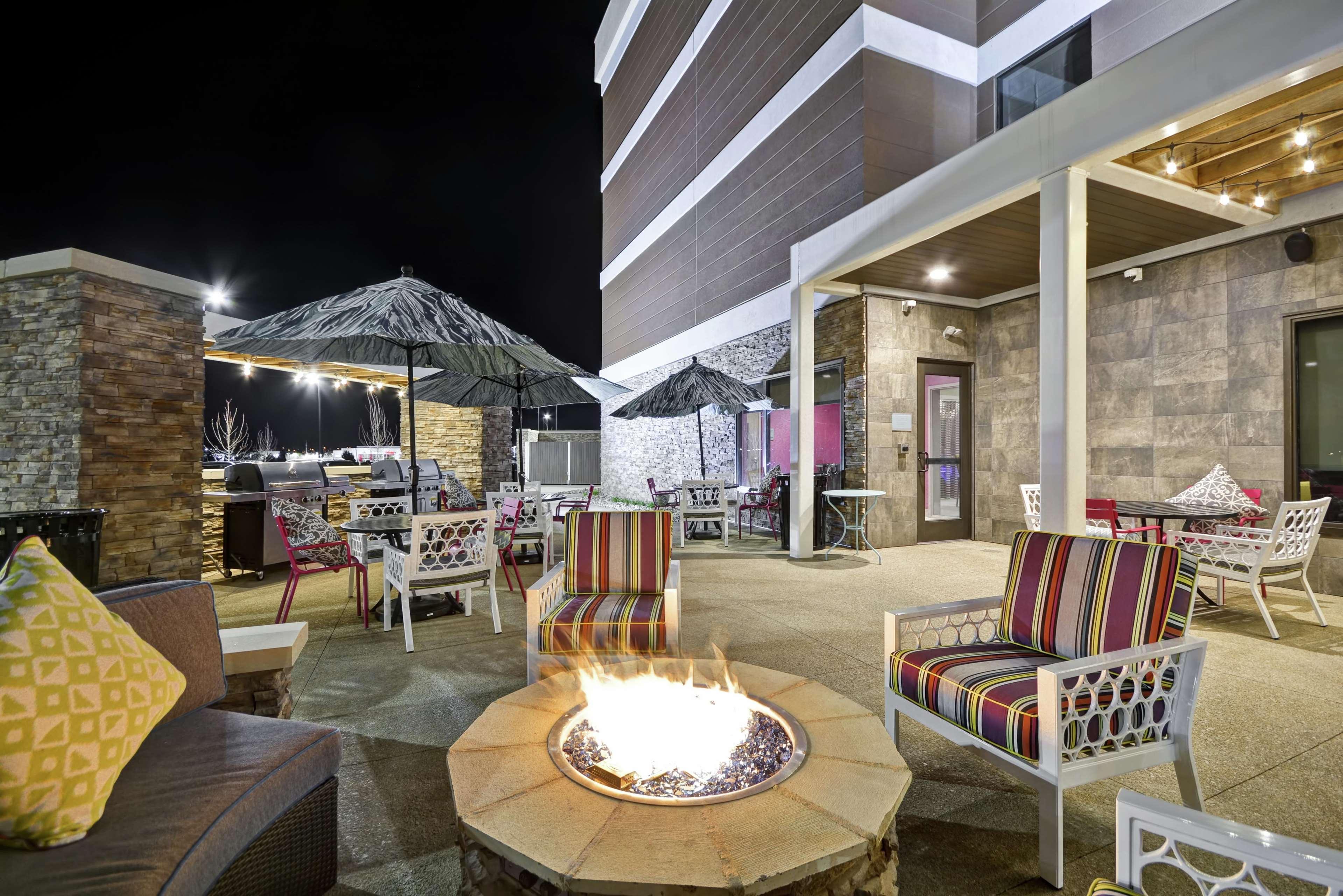 Home2 Suites By Hilton Kci Airport Kansas City Exterior foto